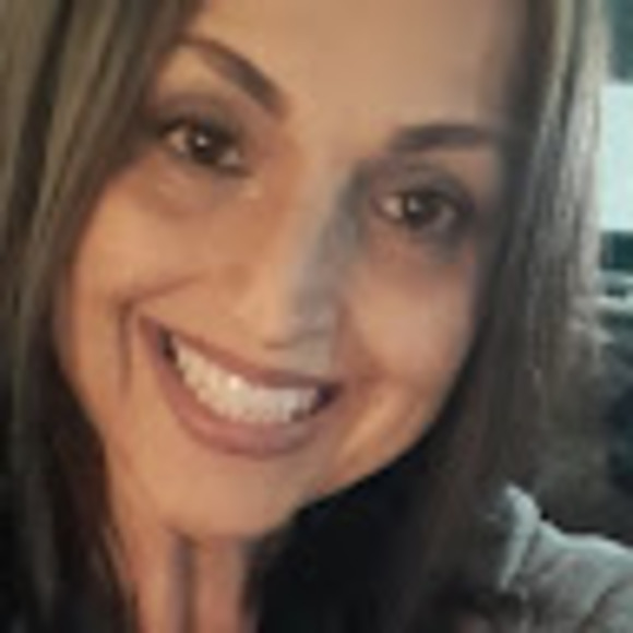 Meet your Posher, Kathy - Picture 1 of 1